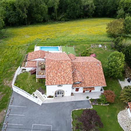 La Bastide-Clairence Bed & Breakfast Perbos 1556 מראה חיצוני תמונה